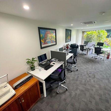 Holiday Inn & Suites Port Moresby By Ihg Экстерьер фото