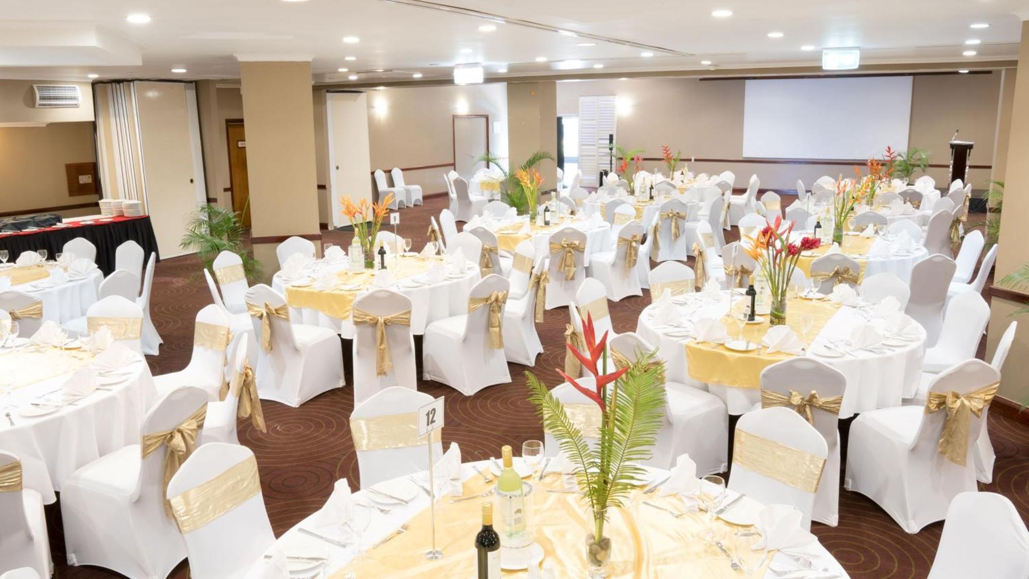 Holiday Inn & Suites Port Moresby By Ihg Экстерьер фото