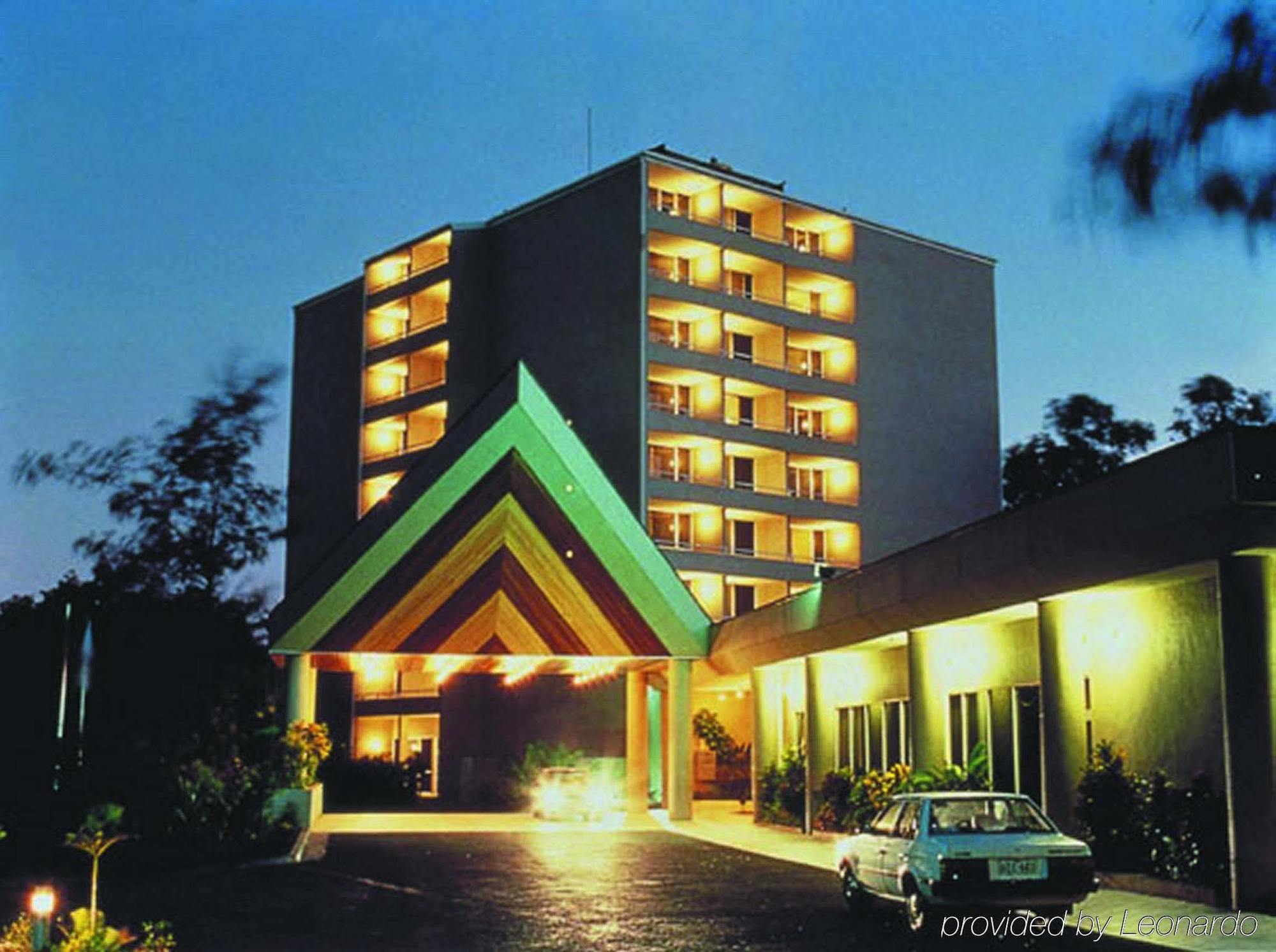 Holiday Inn & Suites Port Moresby By Ihg Экстерьер фото