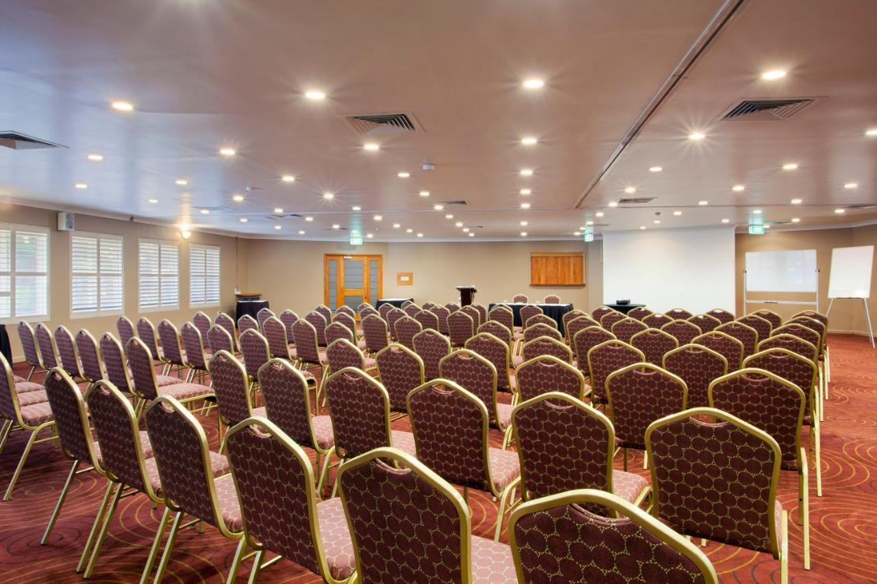 Holiday Inn & Suites Port Moresby By Ihg Экстерьер фото