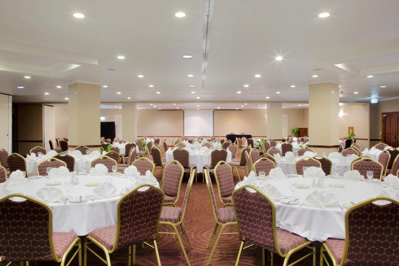 Holiday Inn & Suites Port Moresby By Ihg Экстерьер фото
