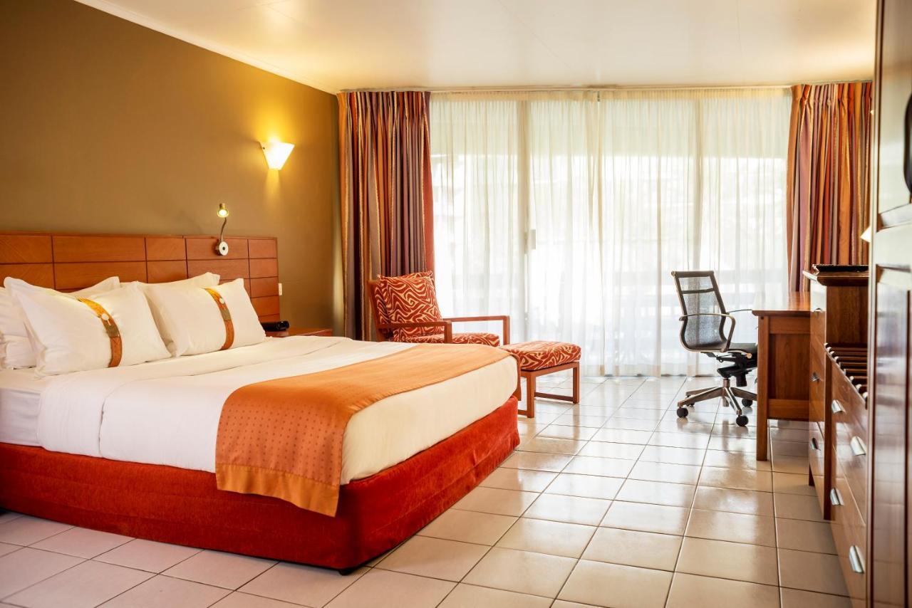 Holiday Inn & Suites Port Moresby By Ihg Экстерьер фото
